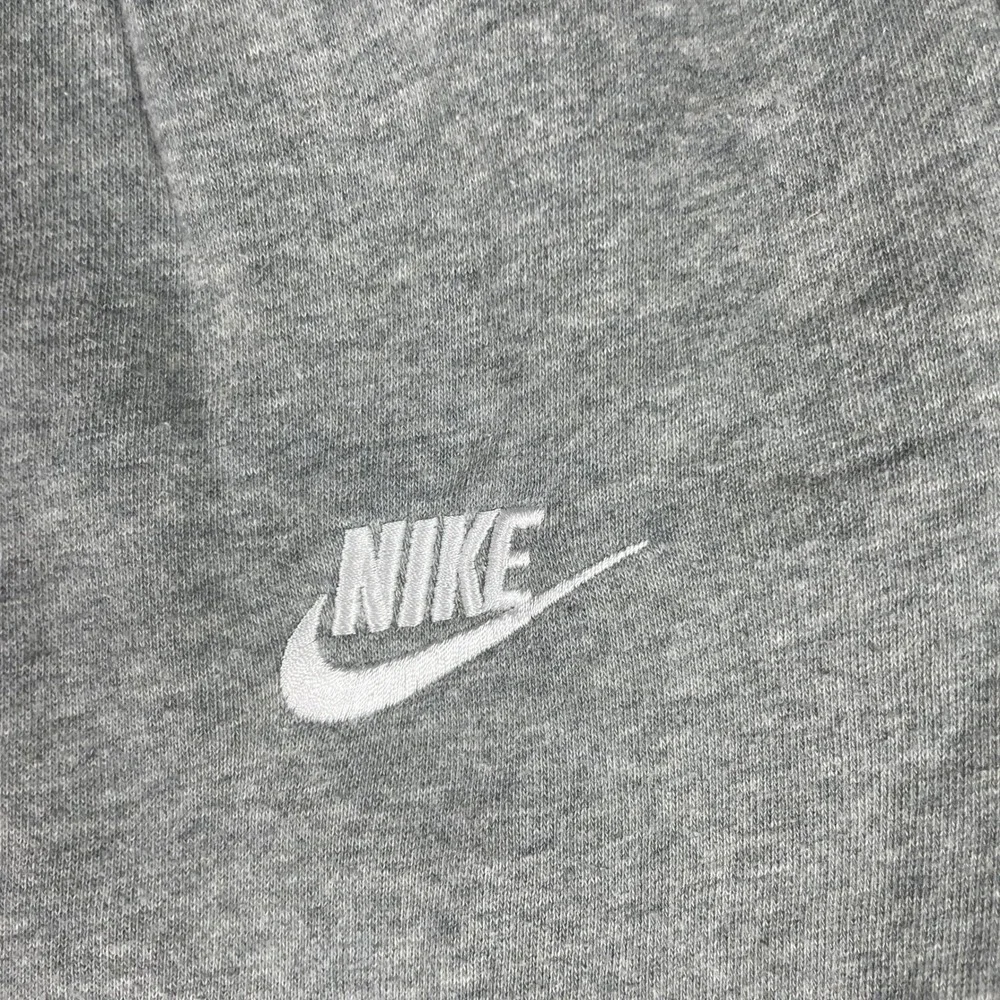 Nike Sweatpants Mens XL Gray Sportswear Club Fleece Open Hem BV2707-063